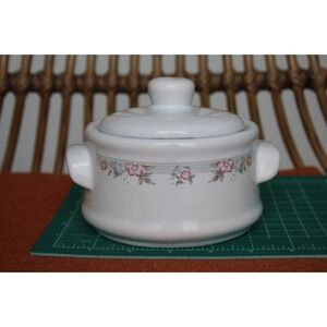 Mount Clemens Pottery Beau Monde Floral Covered Casserole Dish 1987 White